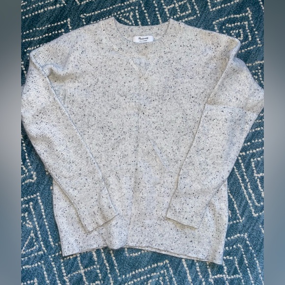 Madewell %100 Cashmere Sweater XS, Oat / Natural with black fletching - Picture 2 of 5